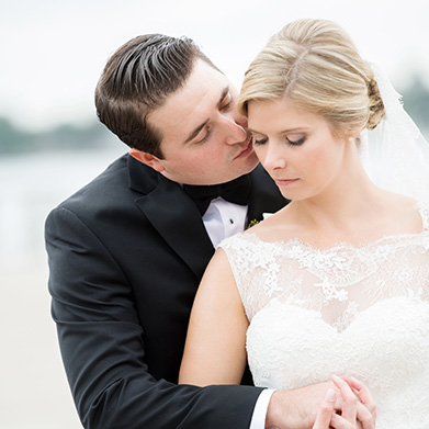 Stamford Yacht Club Wedding:
Amanda & Jared are Married: A Sneak Peek
